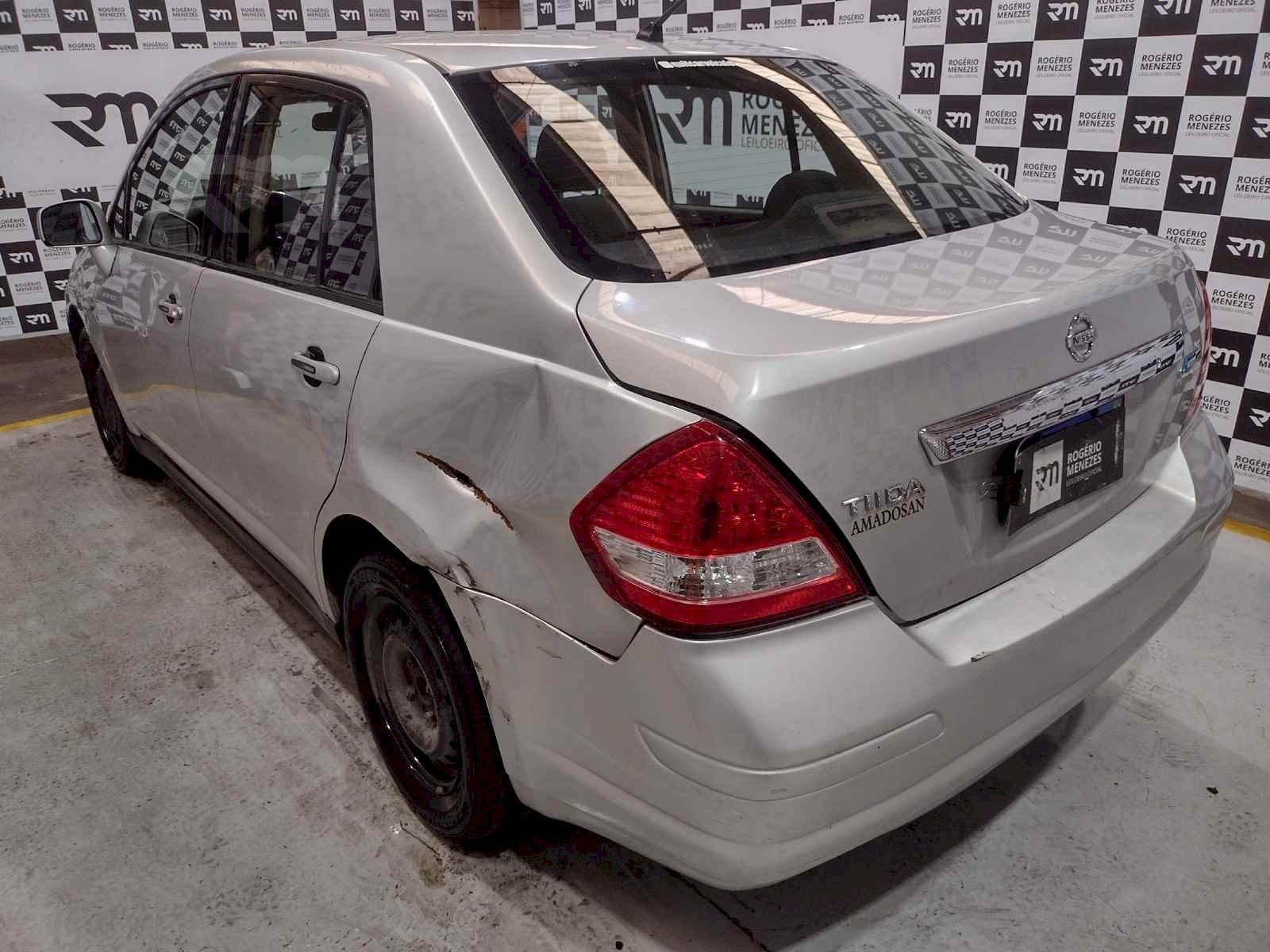 NISSAN TIIDA SEDAN 18F 2011/2012 GASOLINA/ALCOOL | Rogério Menezes